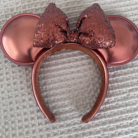 Minnie ears - Picture 1 of 3